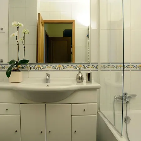 Apartment House, Labruge, Porto